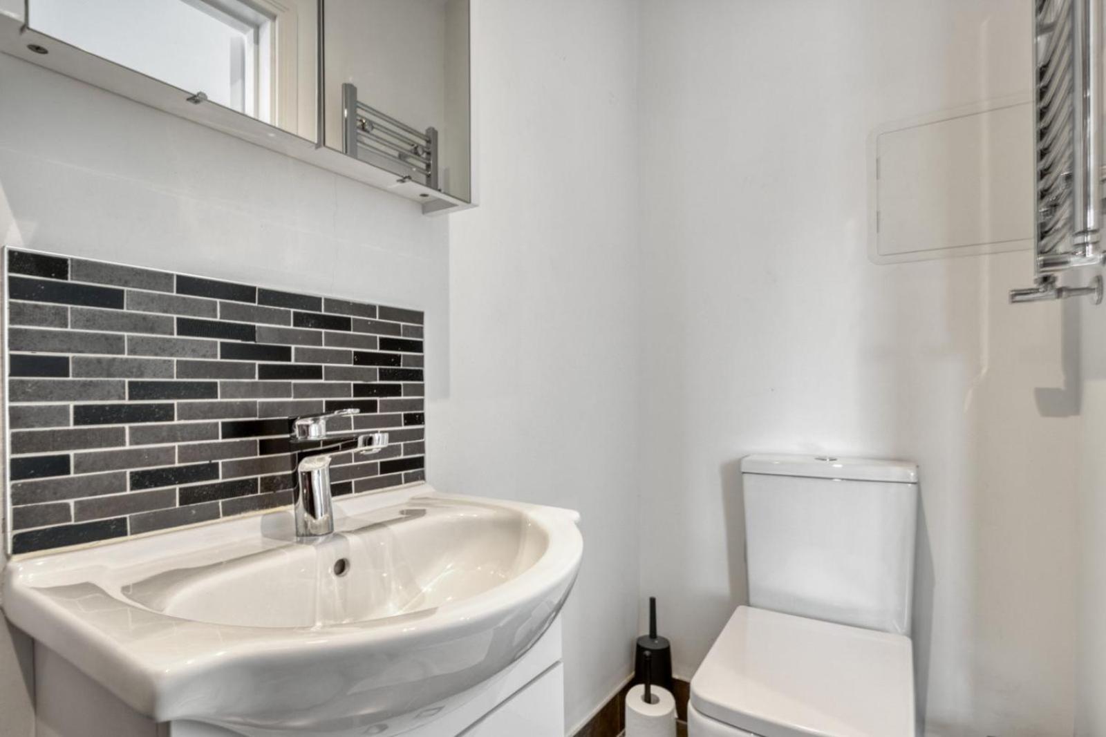 런던 Luxurious Hidden Gem In Wandsworth 아파트 외부 사진