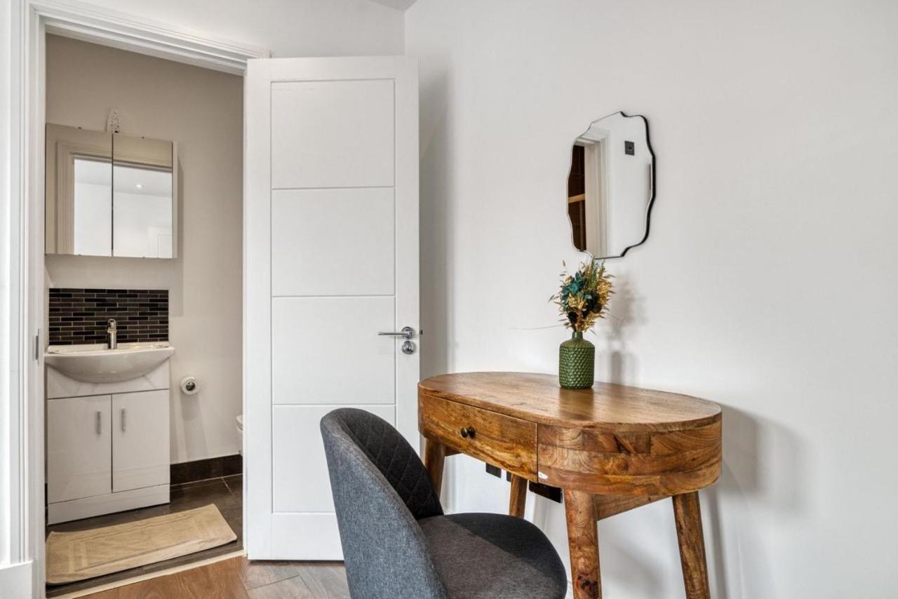 런던 Luxurious Hidden Gem In Wandsworth 아파트 외부 사진